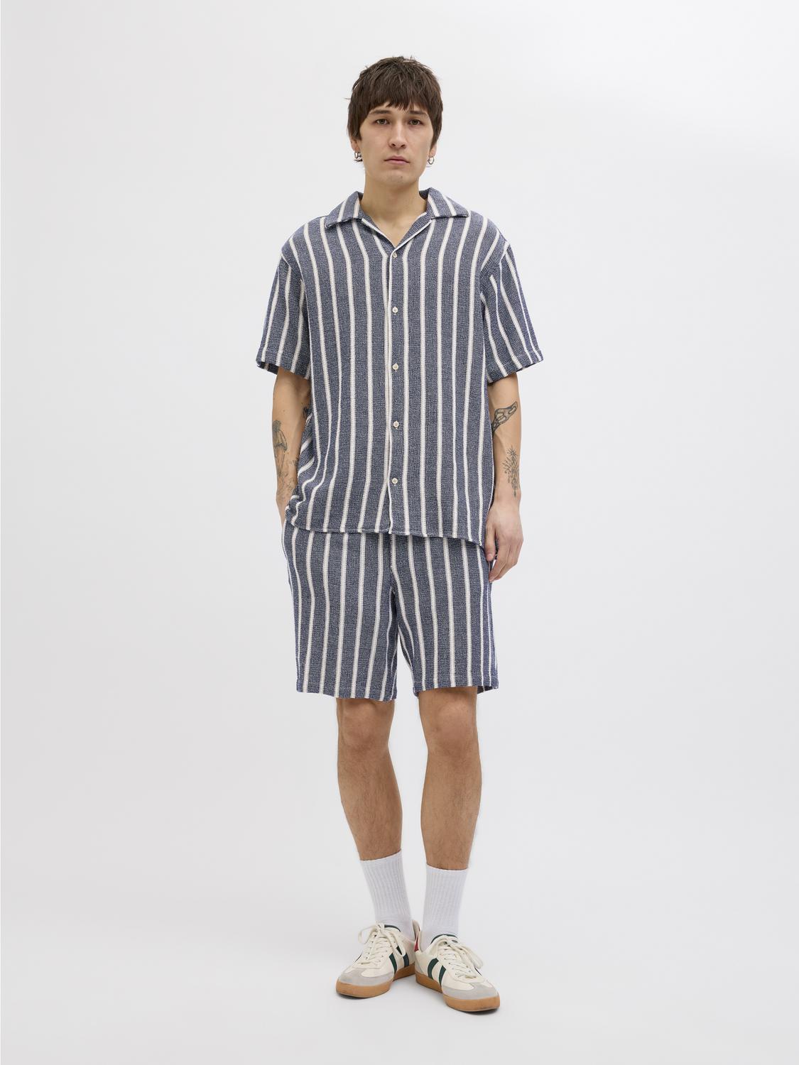 JPSTJAIDEN COBA STRIPE JOGGER SHORTS